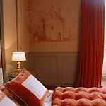 Chateau De Paterne 호텔