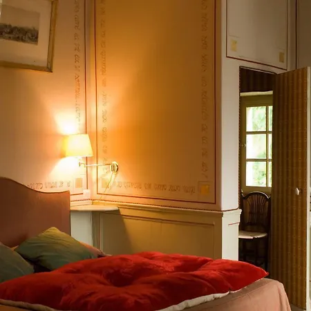 Chateau De Paterne Hotel 4*