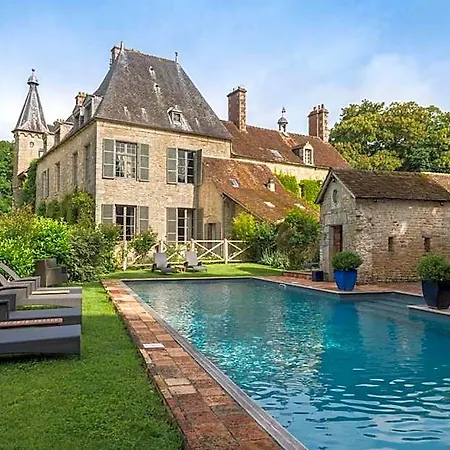 Château De Paterne