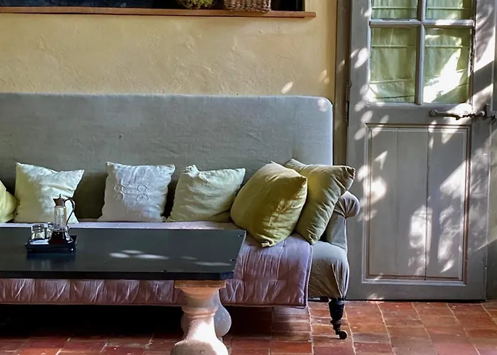 Hotel Chateau De Paterne 4*