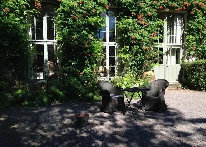 Hotel Chateau De Paterne 4*